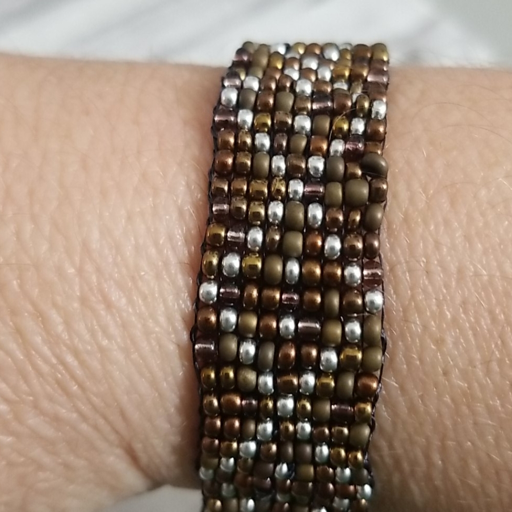 Brown, silver loom beaded bracelet - Picture 6 of 8
